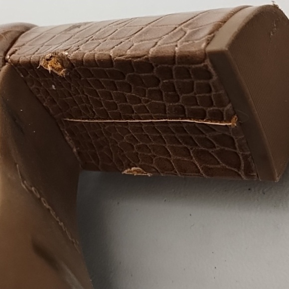 Bamboo 8 Croc Embossed High Heeled Pointed Toe Boot Bootie Tan Beige Bellflower - Picture 8 of 12